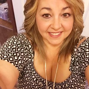 Meet your Posher, Tina